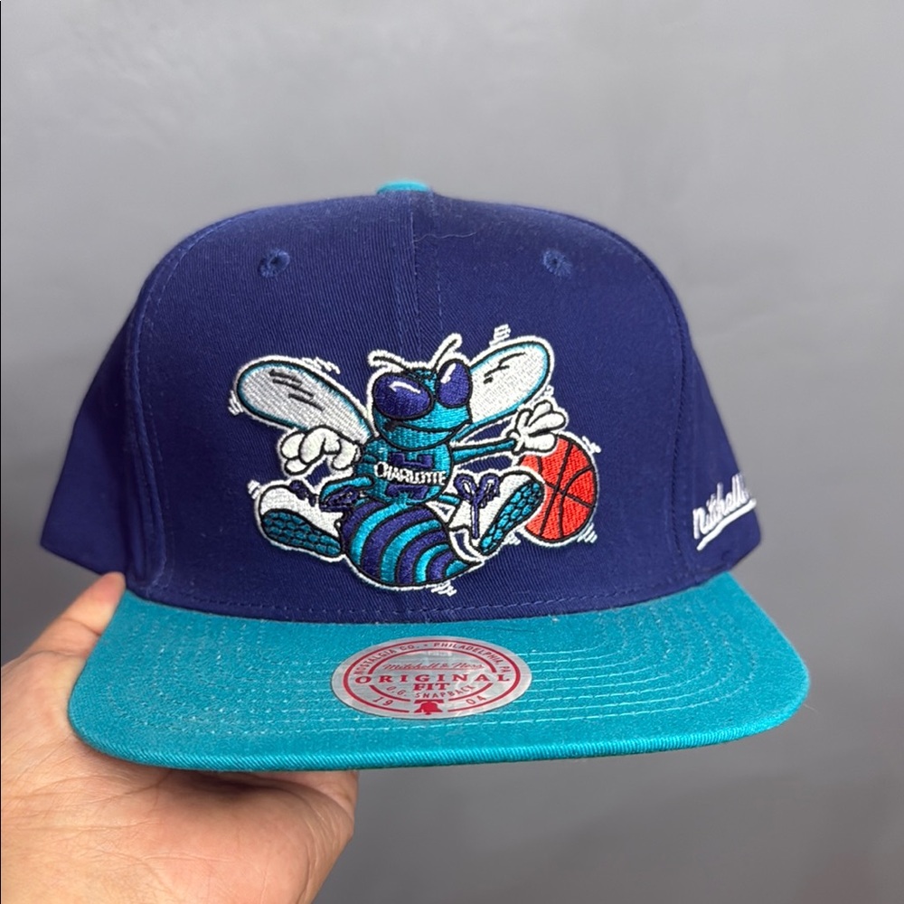 Mitchell & Ness Charlotte Hornets Cap